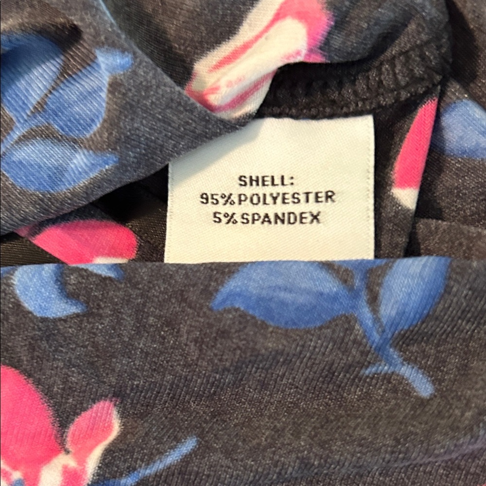 Calvin Klein Top with Pink and Blue Floral Design - Picture 6 of 9